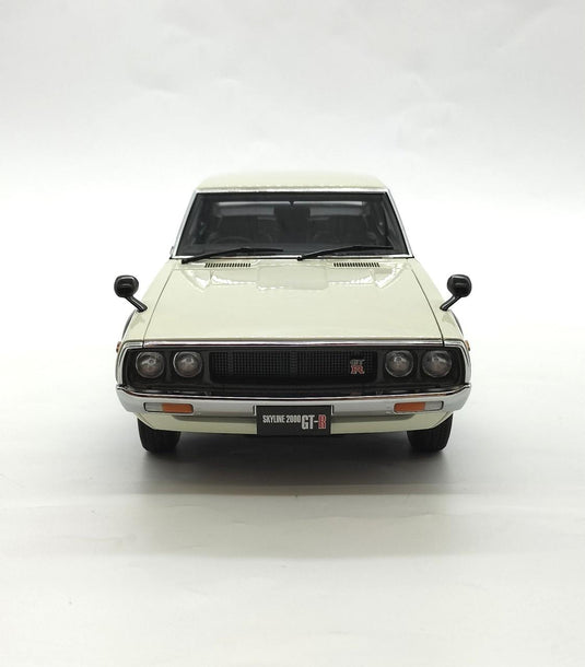 AUTOART NISSAN SKYLINE 2000 GT-R (KPGC10) 1/18 Scale Car– Used