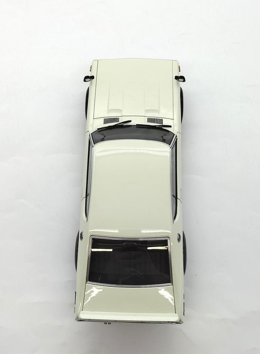 AUTOART NISSAN SKYLINE 2000 GT-R (KPGC10) 1/18 Scale Car– Used