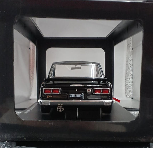 AUTOart Nissan Skyline GTR Diecast Car 1/18 Scale– Used