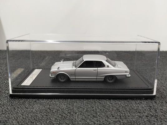 IGNITION MODEL Nissan Skyline 2000 GT-X (GC110) 1/43 Scale Car– Used