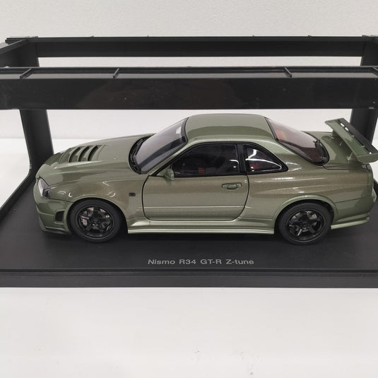 AUTOART Nissan GT-R R34 Z-tune Scale Model Car– Used