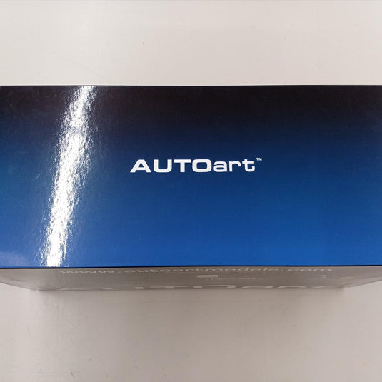 AUTOart LAMBORGHINI AVENTADOR Diecast 1/18 Scale Car– Used