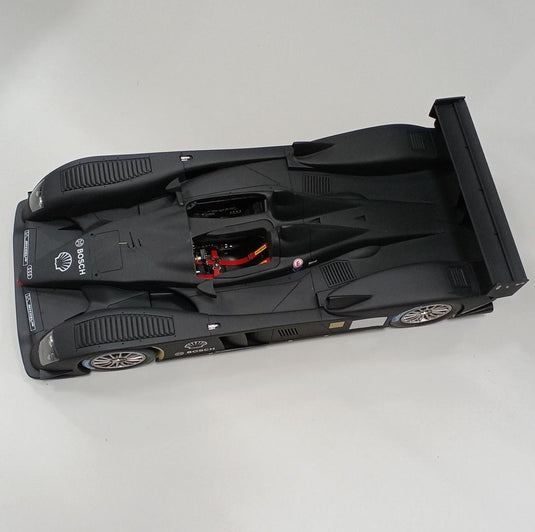 SPARK AUDI R10 TDI TEST CAR 2006 1/18 Scale Car– Used