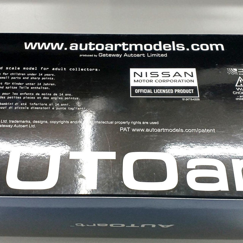 Cargue la imagen en el visor de la galería, AUTOART 77460 NISMO R34 GT-R 1/18 Scale Car– Used
