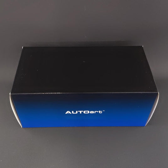 AUTOart Nissan Skyline GT-R (R34) V-SPEC II 1/18 Diecast Car– Used