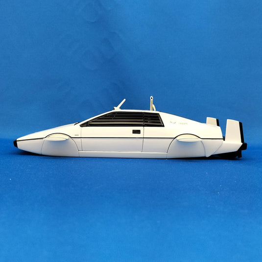 AUTOart JAMES BOND "The Spy Who Loved Me" LOTUS SUBMARINE 1/18 Diecast– Used