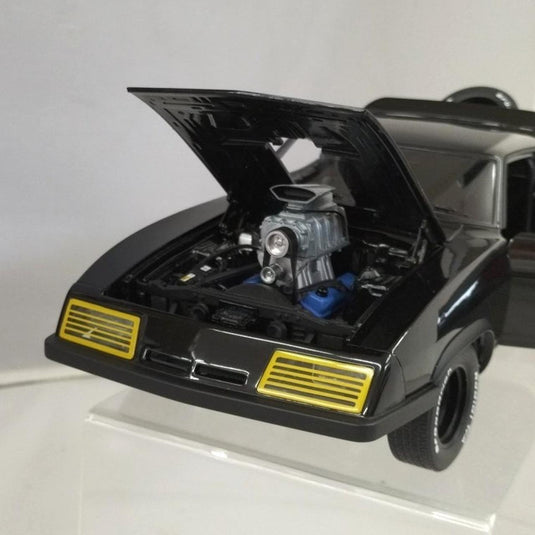 AUTOART 1/18 MAD MAX 2 "The Road Warrior" Interceptor– Used