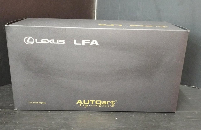 AUTOart 1/18 Lexus LFA Signature Series 1/18 Scale Car– Used