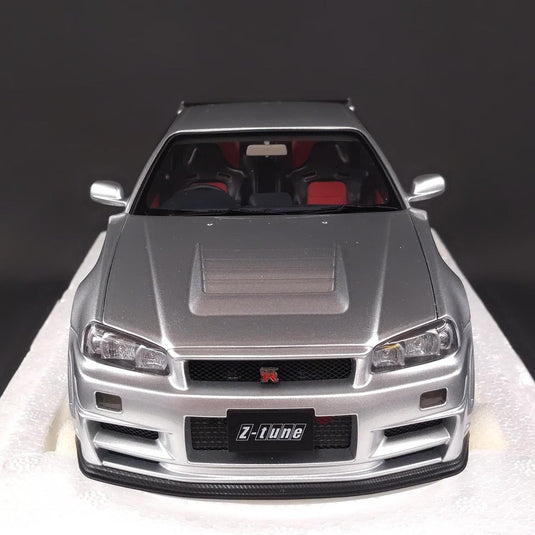AUTOart NISMO R34 GT-R Z-TUNE (with Display Case) 1/18 Diecast Car– Used