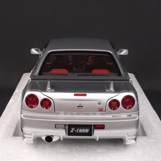 AUTOart NISMO R34 GT-R Z-TUNE (with Display Case) 1/18 Diecast Car– Used