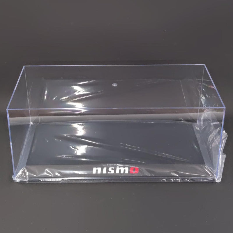 Load image into Gallery viewer, AUTOart NISMO R34 GT-R Z-TUNE (with Display Case) 1/18 Diecast Car– Used
