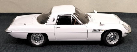AUTOart 1/18 MAZDA COSMO SPORT Scale Model Car– Used