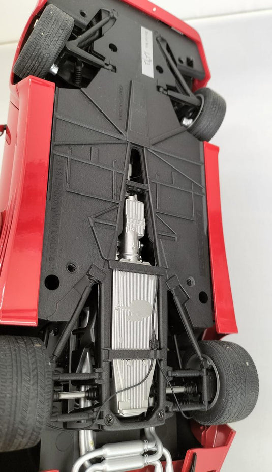 AUTOart 1/18 Lamborghini Countach 25th Anniversary (Red) Scale Car– Used
