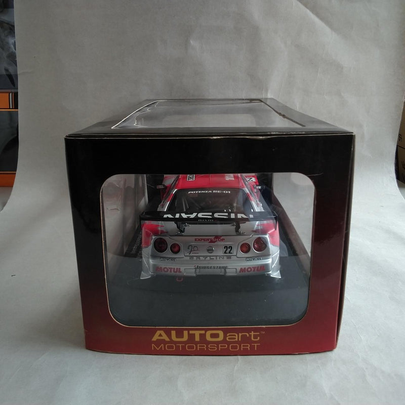 Load image into Gallery viewer, AUTOart NISSAN GT-R #22 SUPER GT Round 8 Suzuka 1/18 Scale Car– Used
