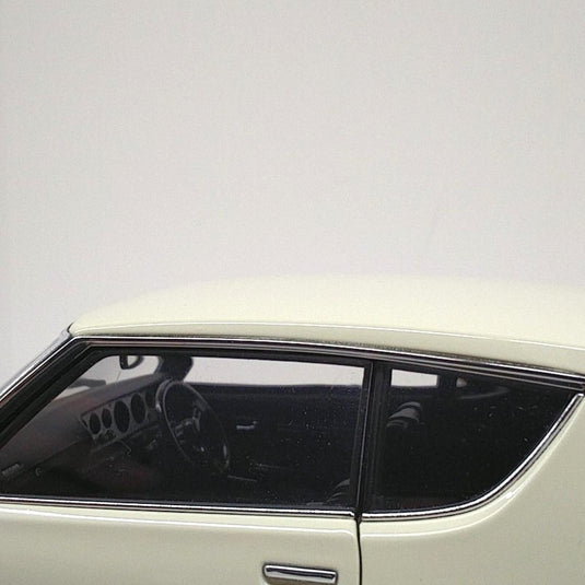 AUTOart Nissan Skyline 2000GT-R (KPGC110) 1/18 Scale Model Car– Used