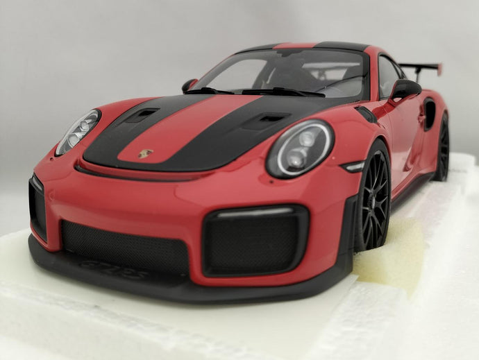 AUTOart [78173] 1/18 Porsche 911 (991.2) GT2 RS Weissach Package Scale Car– Used
