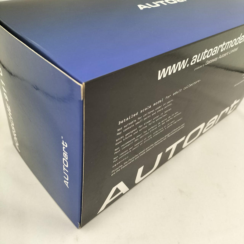 Load image into Gallery viewer, AUTOart [78173] 1/18 Porsche 911 (991.2) GT2 RS Weissach Package Scale Car– Used
