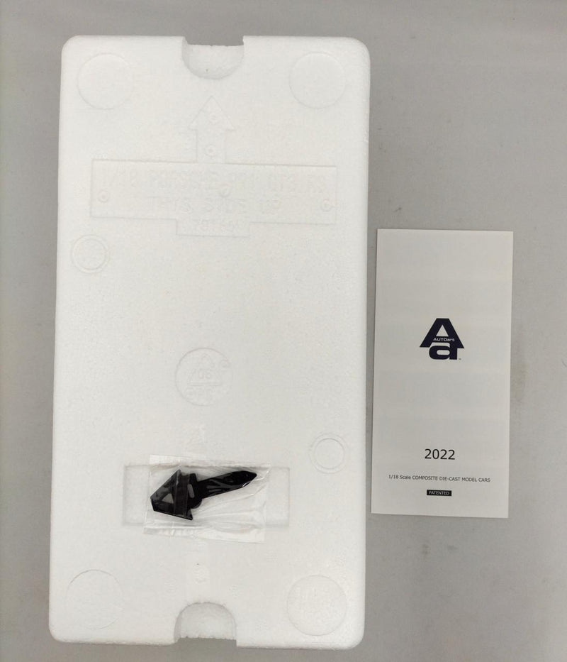 Load image into Gallery viewer, AUTOart [78172] 1/18 Porsche 911 (991.2) GT2 RS Weissach Package Scale Car– Used
