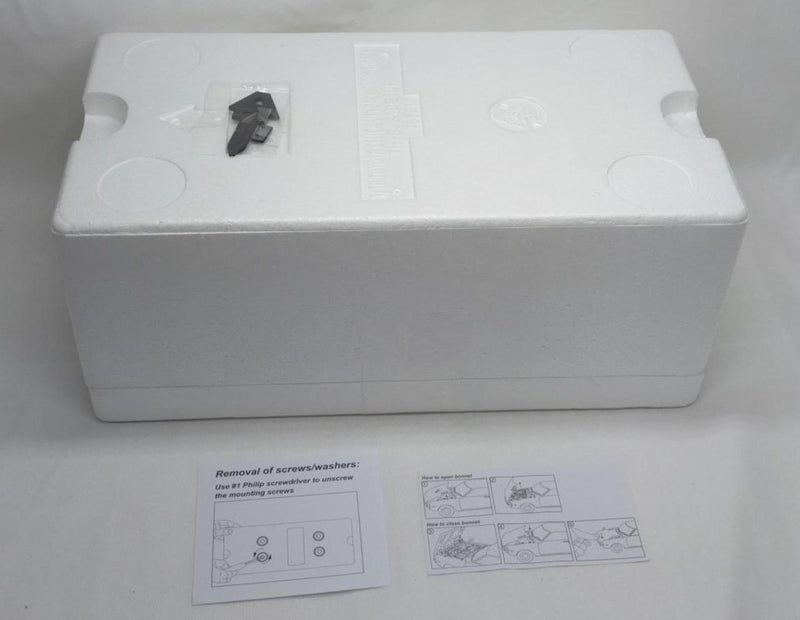 Cargue la imagen en el visor de la galería, AUTOART 78766 Toyota Celica Liftback 2000 GT 1/18 Scale Model Car– Used
