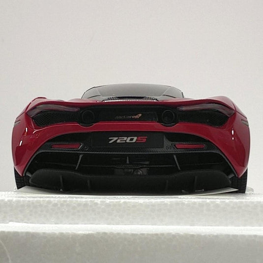 AUTOart 76072 1/18 McLaren 720S in Red Diecast Model Car