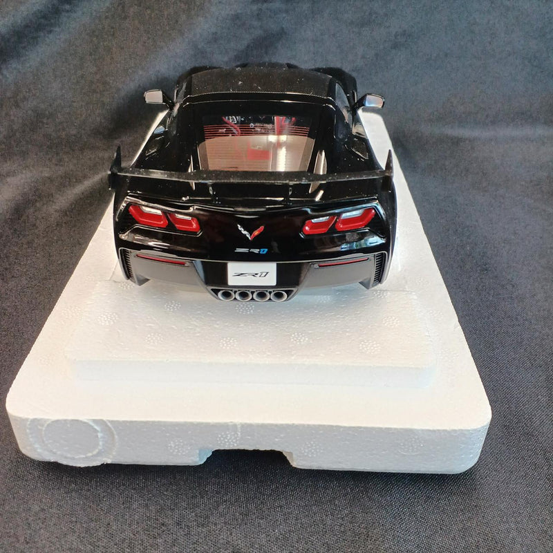 Carica immagine in Galleria Viewer, AUTOart 71276 Chevrolet Corvette (C7) ZR1 1/18 Scale Model Car– Used
