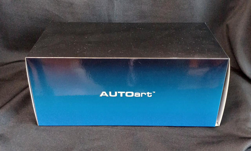 Carica immagine in Galleria Viewer, AUTOart 71276 Chevrolet Corvette (C7) ZR1 1/18 Scale Model Car– Used
