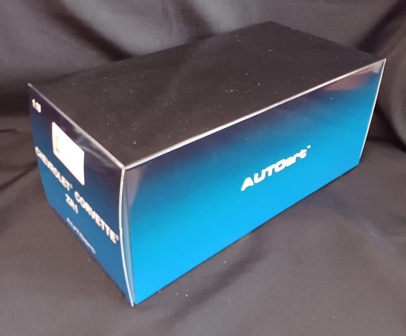 Carica immagine in Galleria Viewer, AUTOart 71276 Chevrolet Corvette (C7) ZR1 1/18 Scale Model Car– Used
