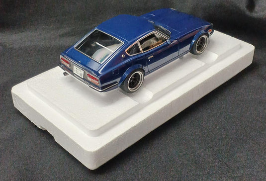 AUTOART 77451 Nissan Fairlady Z (S30) "Devil Z" 1/18 Scale Model Car– Used