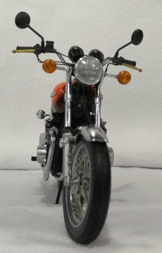 MINICHAMPS 1/12 Kawasaki Z1 900 Diecast Motorcycle Model