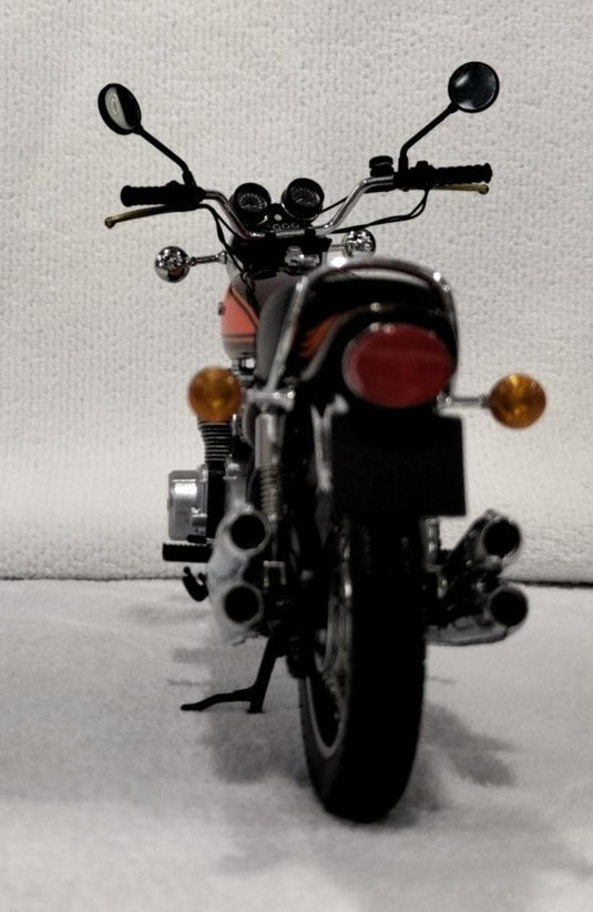 MINICHAMPS 1/12 Kawasaki Z1 900 Diecast Motorcycle Model