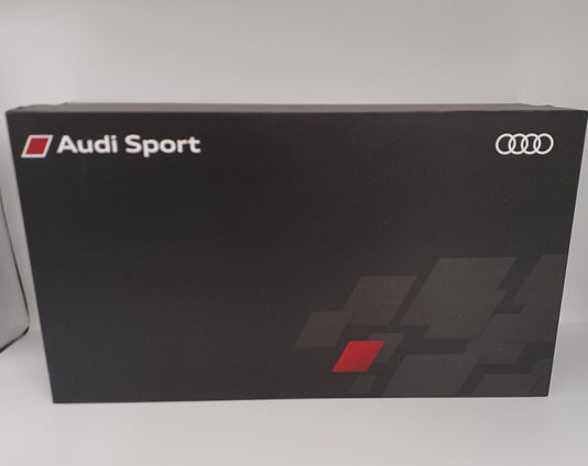 Spark 1/18 Audi RS3 LMS 2017 Scale Model Car