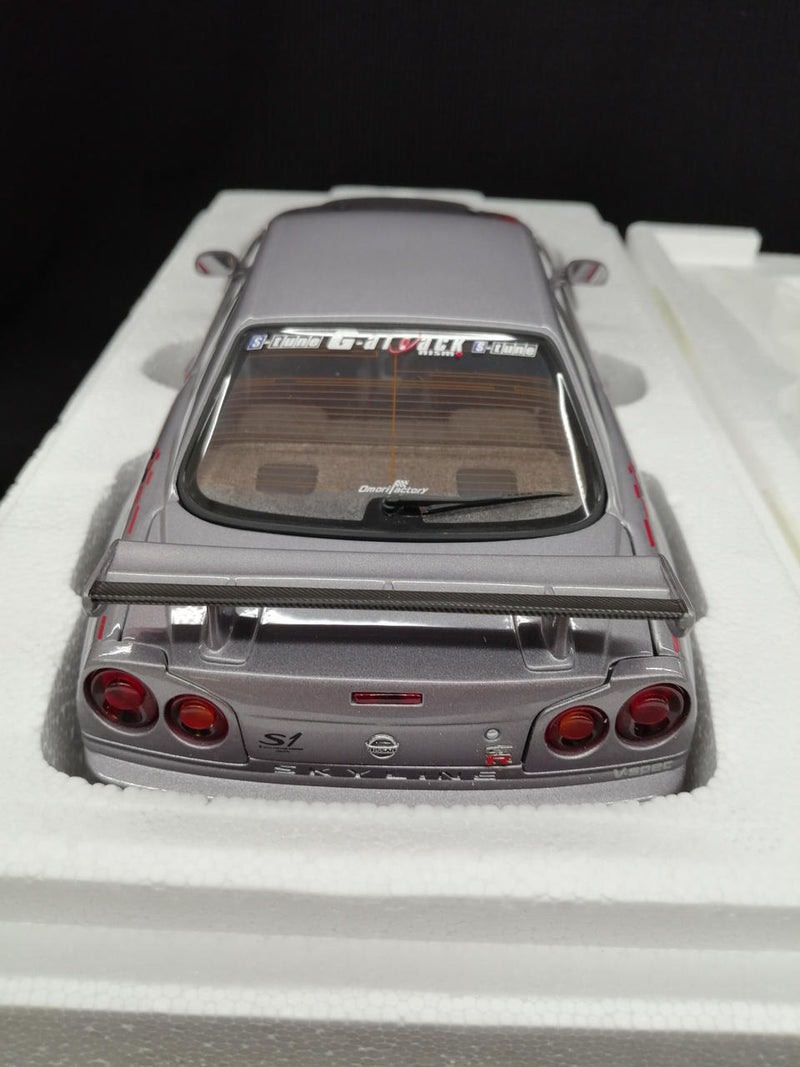 Load image into Gallery viewer, AUTOART NISMO SKYLINE GT-R S-TUNE (R34) 1/18 Scale– Used
