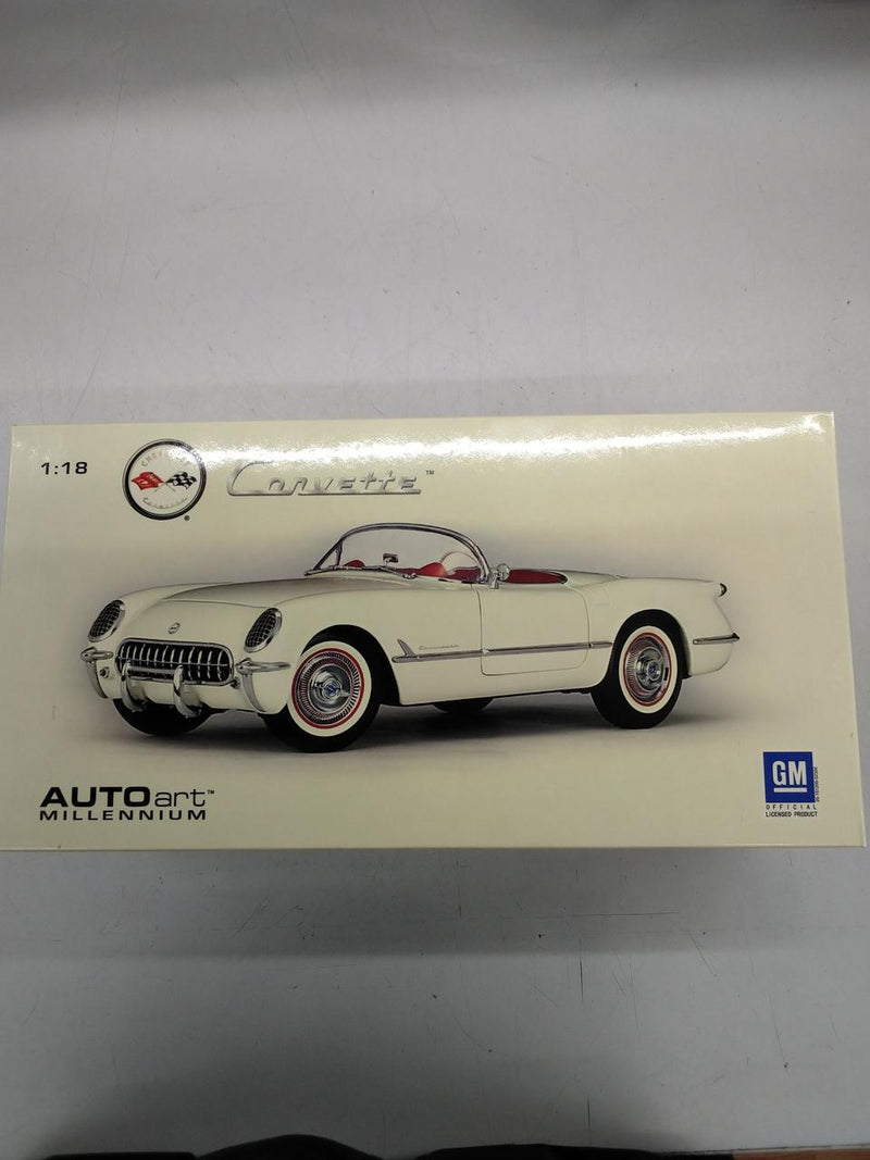 Carica immagine in Galleria Viewer, AUTOART 1/18 CHEVROLET CORVETTE 1953 (Polo White)– Used
