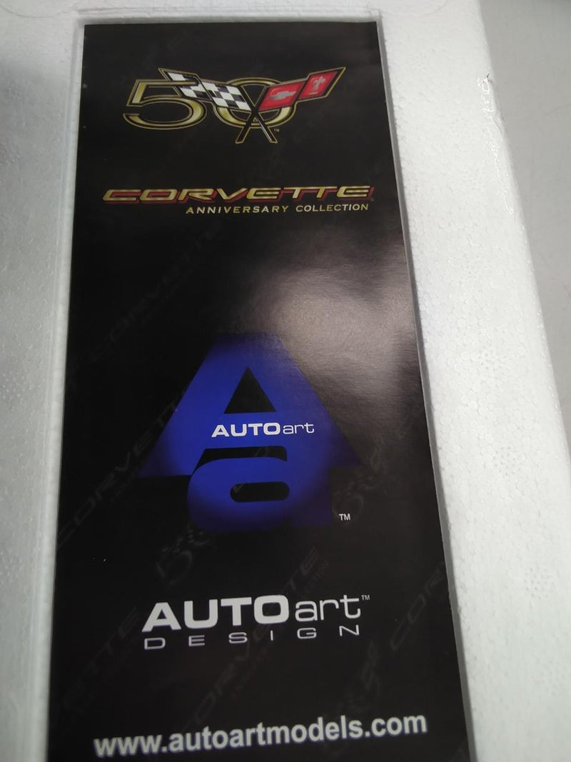 Carica immagine in Galleria Viewer, AUTOART 1/18 CHEVROLET CORVETTE 1953 (Polo White)– Used

