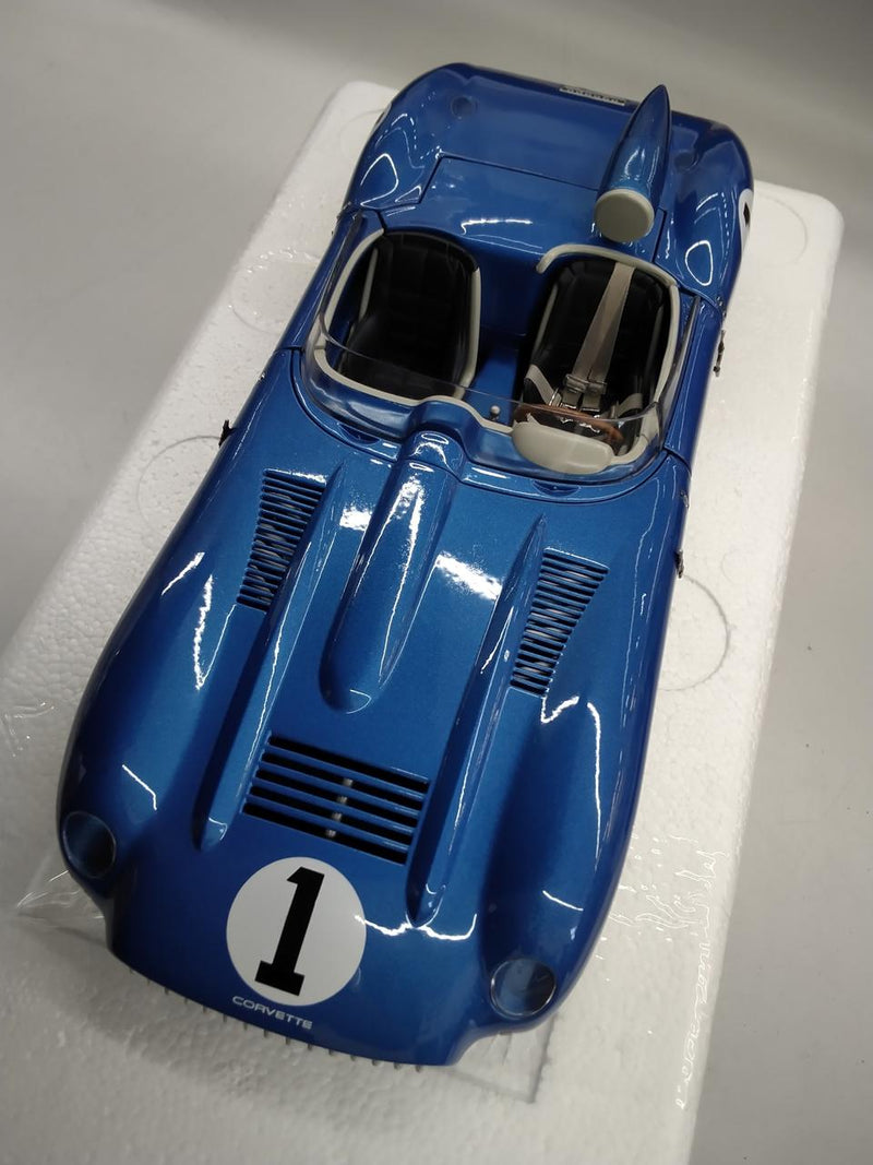 Carica immagine in Galleria Viewer, AUTOart 1/18 CHEVROLET CORVETTE SS 1957 (Blue)– Used
