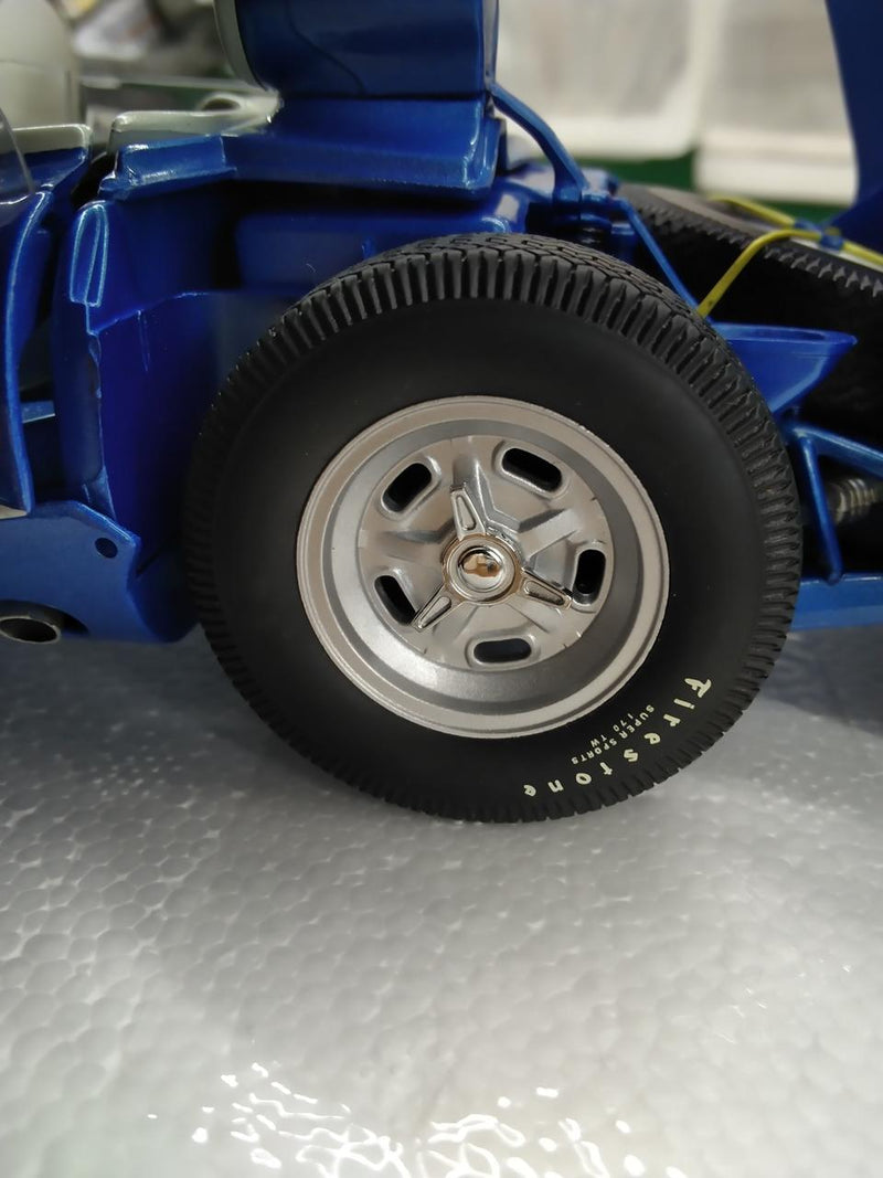Carica immagine in Galleria Viewer, AUTOart 1/18 CHEVROLET CORVETTE SS 1957 (Blue)– Used
