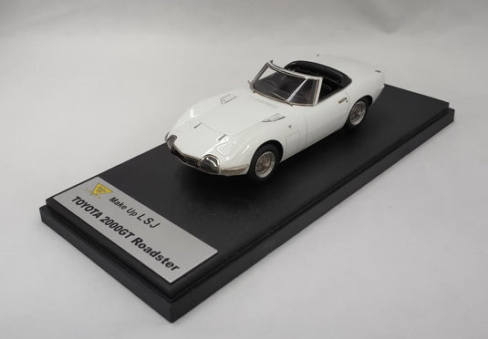 MAKE UP 1/43 PEGASUS WHITE TOYOTA 2000GT ROADSTER– Used