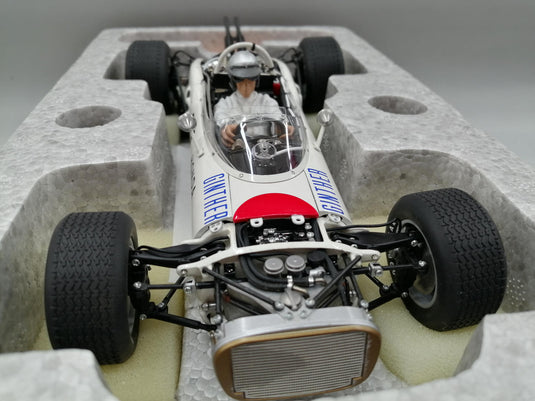 AUTOart Honda RA272 F1 Mexico GP 1965 1/18 Scale Car– Used