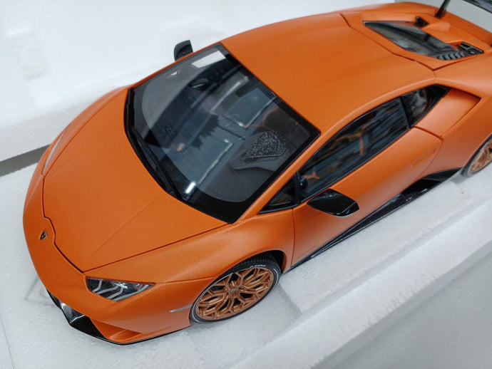 AUTOART Lamborghini Huracan Performante (Matt Orange) 1/18 Scale Car– Used