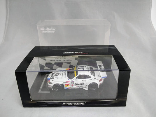 MINICHAMPS BMW Z4 GT3 Sports Trophy Team Studie 2014 1/43 Scale– Used