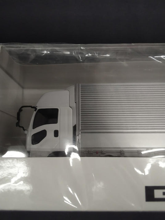 ISUZU 1/43 Isuzu GIGA Scale Model Truck– Used