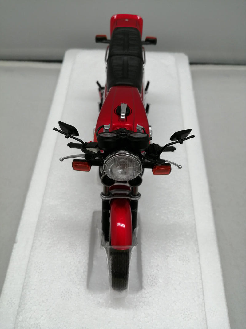 Load image into Gallery viewer, AUTOart Honda CB750F &quot;Baribari Legend&quot; 1/12 Scale Motorcycle– Used
