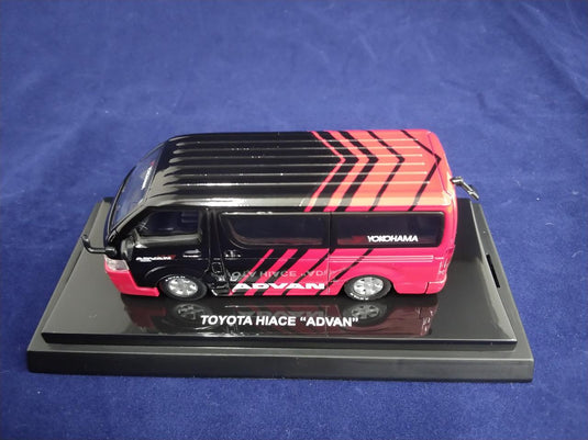 KYOSHO BEADS COLLECTION 1/64 Advan HiAce– Used
