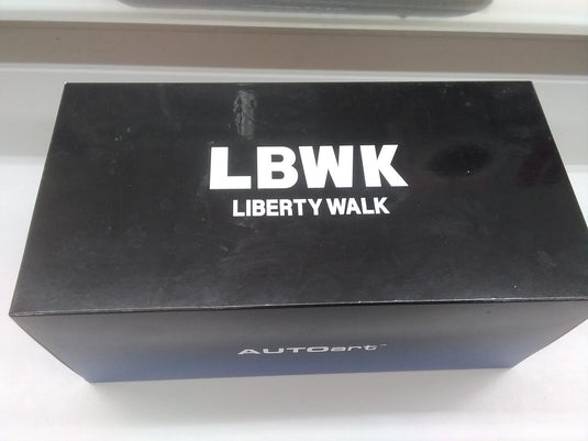 AUTOart 1/18 Liberty Walk Lamborghini Huracan GT Model Vehicle– Used