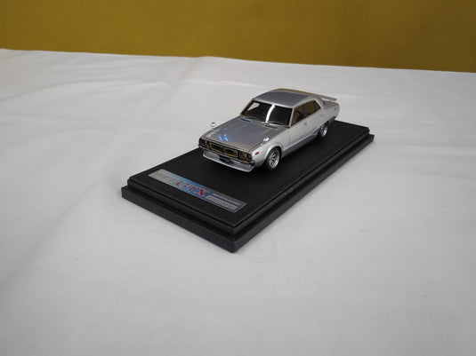 Ignition Model 1/43 Nissan Skyline 2000 GT-X Diecast Car– Used