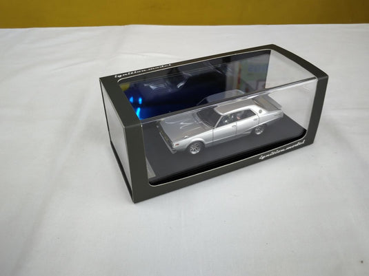 Ignition Model 1/43 Nissan Skyline 2000 GT-X Diecast Car– Used