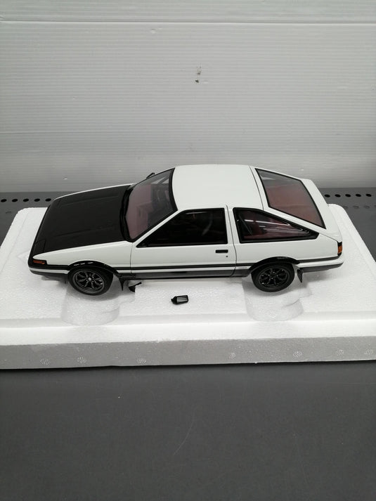 AUTOart Initial D Toyota AE86 Final Version 1/18 Scale Model Car– Used