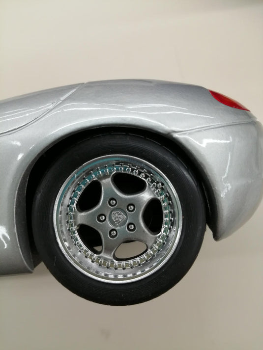 MAISTO 1/18 Porsche Boxster Diecast Model Car