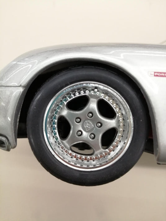 MAISTO 1/18 Porsche Boxster Diecast Model Car