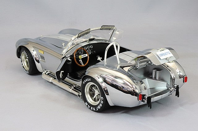 Carica immagine in Galleria Viewer, Kyosho 1/18 Shelby Cobra 427 S/C Chrome
